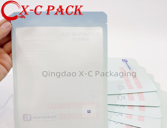 Wholesale Custom Printed Biodegradable Recyclable Clothing Zip Lock Kraft Paper Packaging Bag